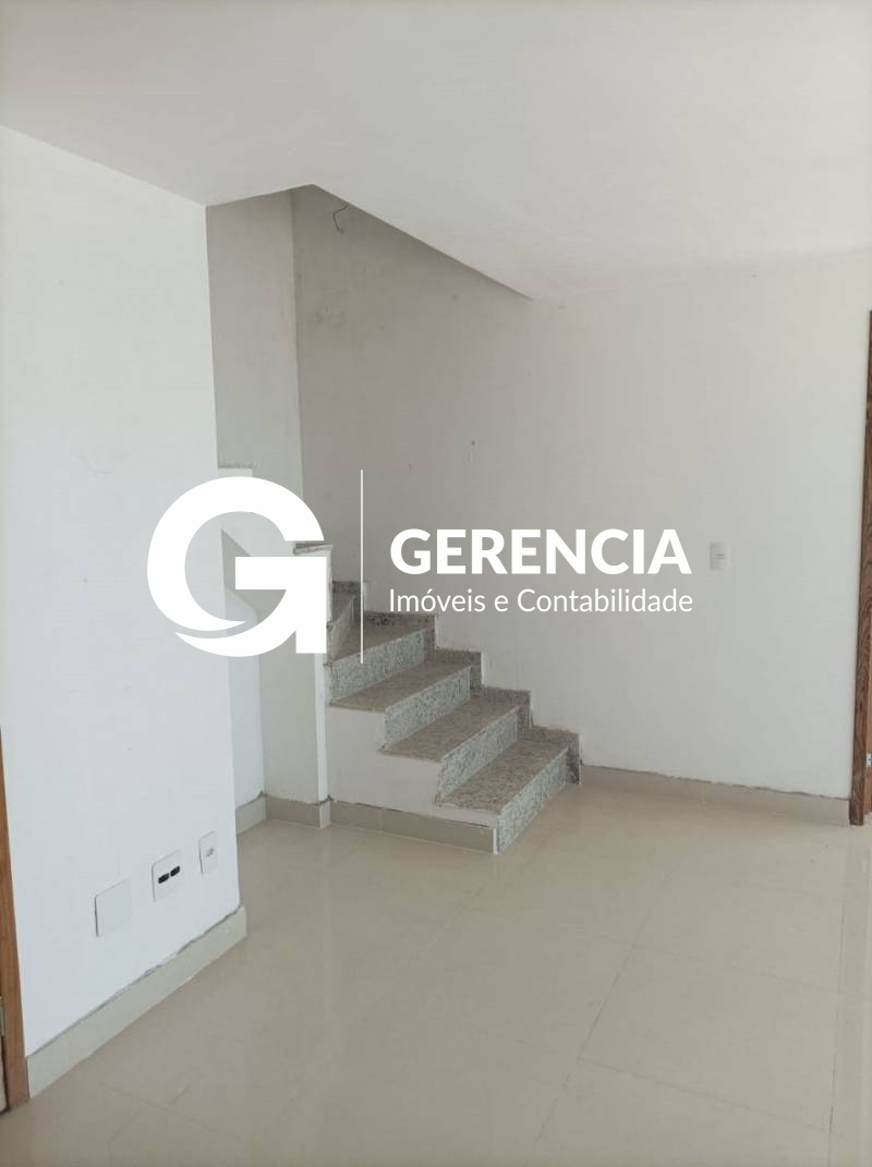 Cobertura à venda, no Condomínio Mirach em Macaé, Imbetiba, com 4 quartos, 180m²