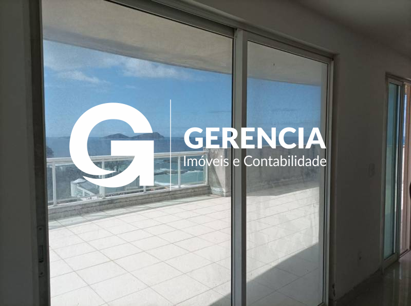 Cobertura à venda, no Condomínio Mirach em Macaé, Imbetiba, com 4 quartos, 180m²