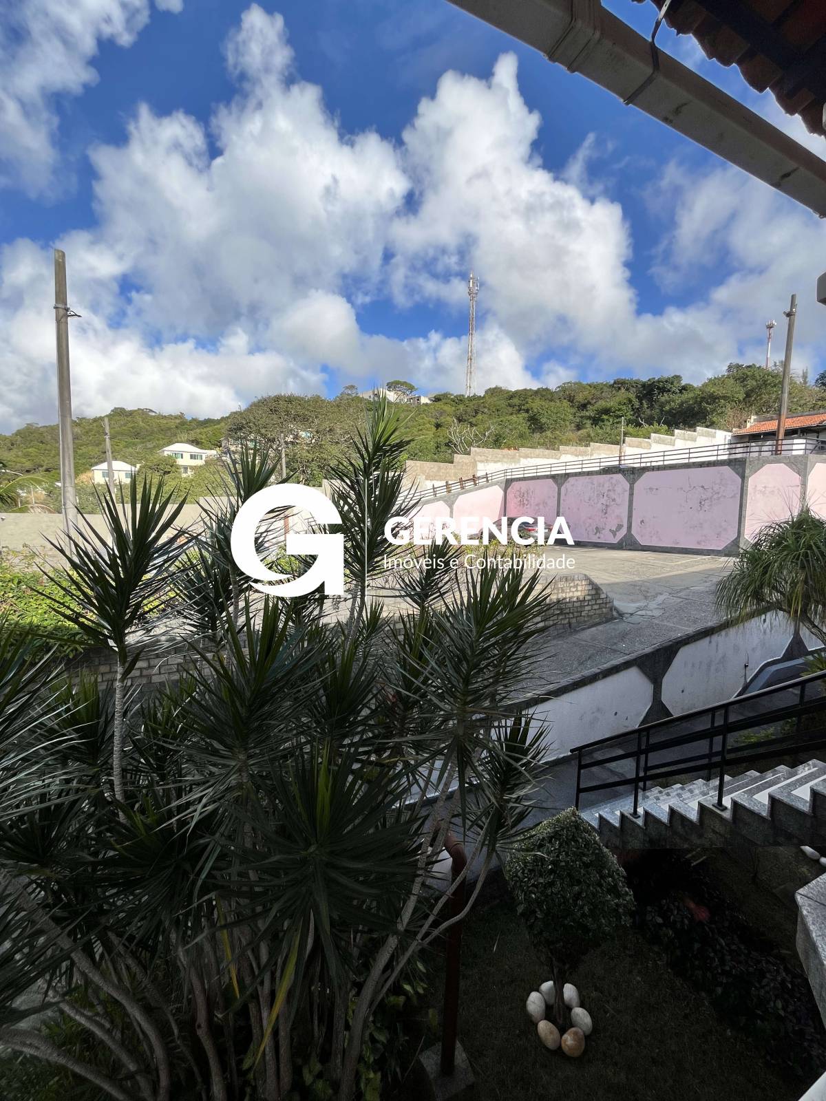 Apartamento para alugar em Cabo Frio, Reserva do Peró, com 2 quartos, 75m²