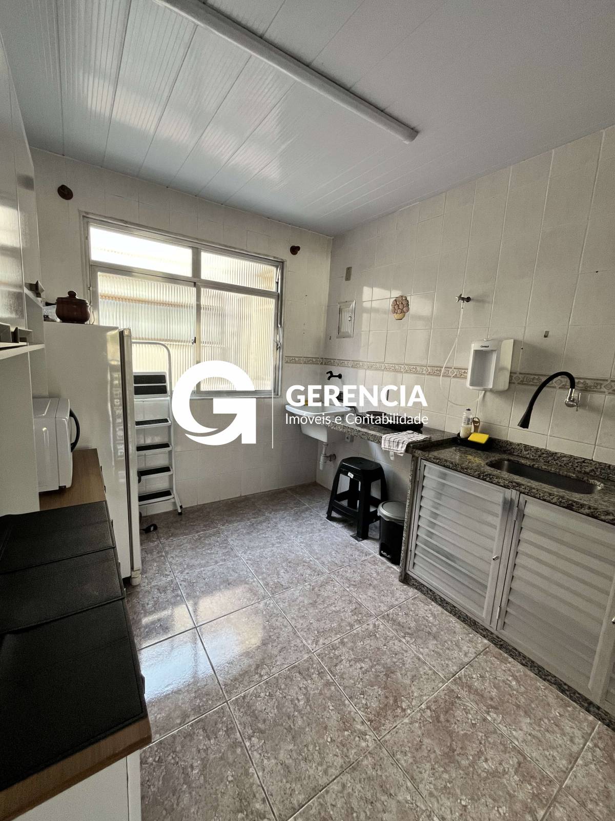 Apartamento para alugar em Cabo Frio, Reserva do Peró, com 2 quartos, 75m²