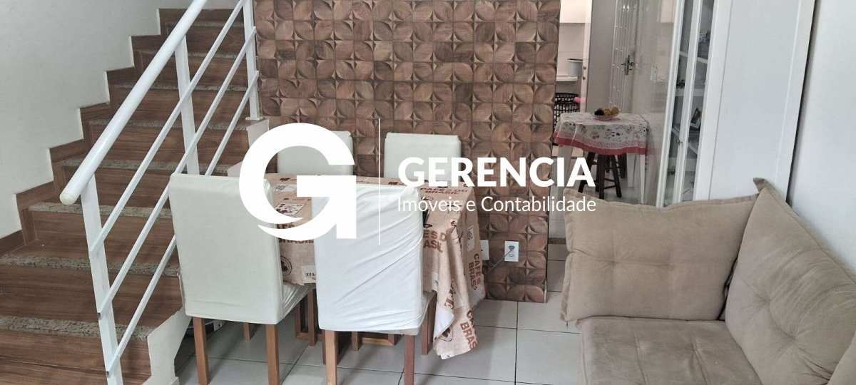 Casa geminada para alugar em Cabo Frio, Palmeiras, com 2 quartos