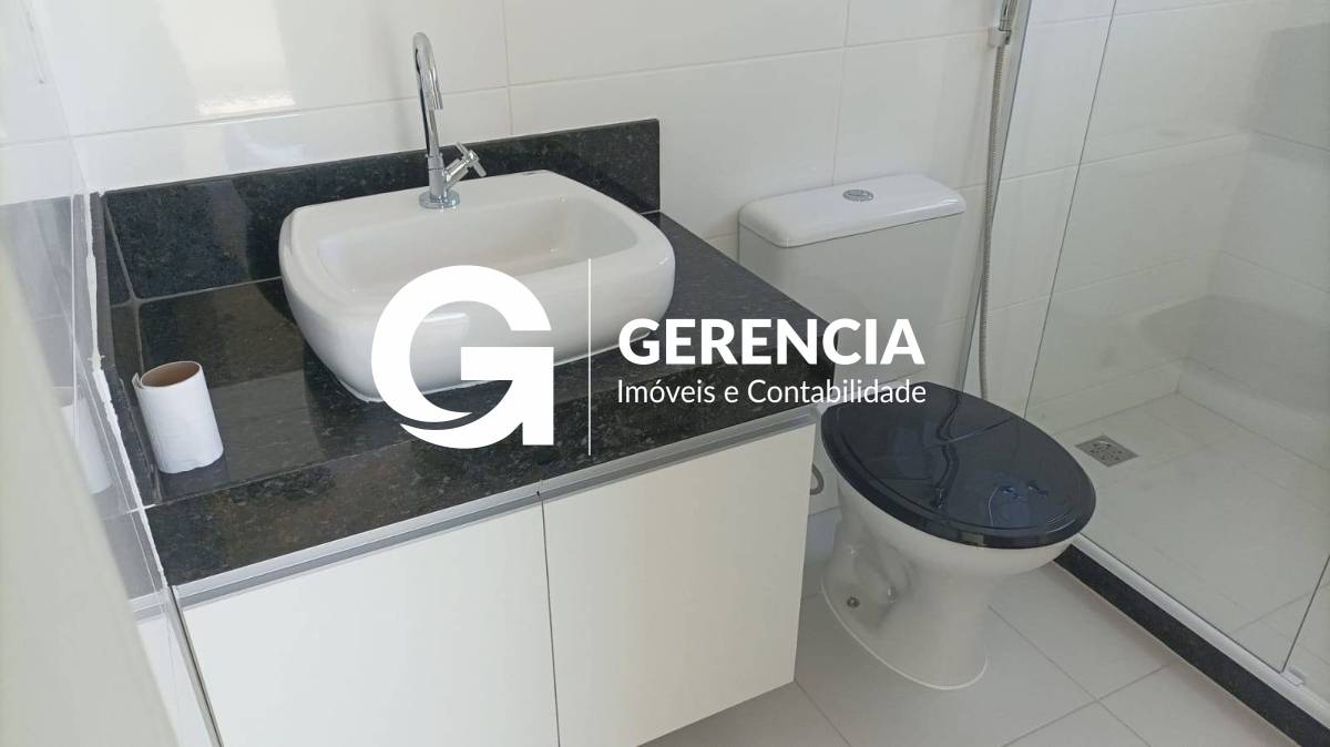 Cobertura à venda, no Condomínio Mirach em Macaé, Imbetiba, com 4 quartos, 180m²